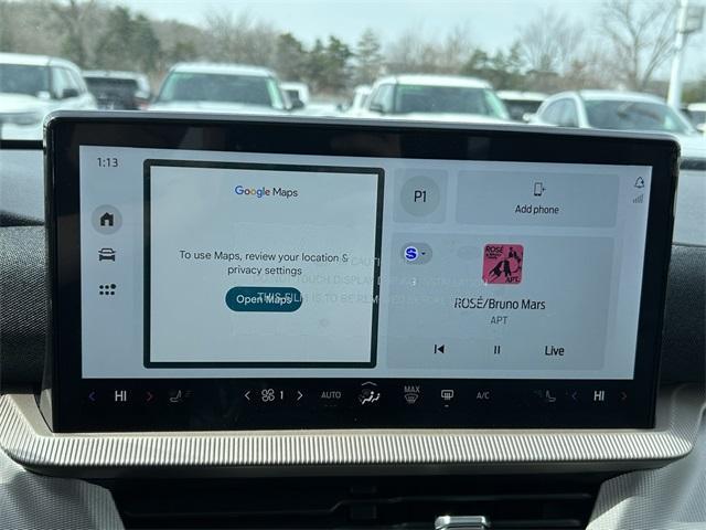 new 2025 Ford Explorer car