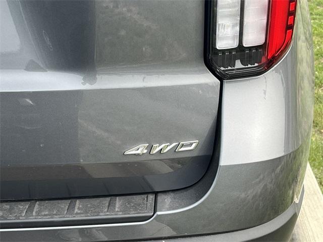 new 2025 Ford Explorer car