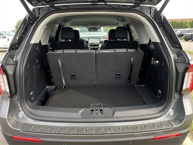 new 2025 Ford Explorer car