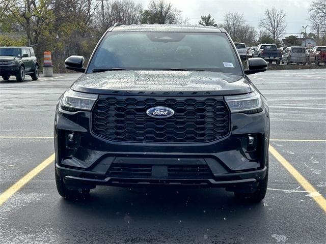 new 2025 Ford Explorer car