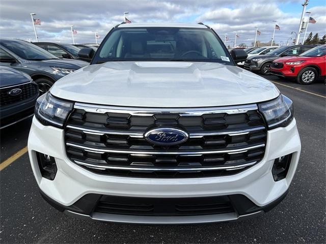new 2025 Ford Explorer car