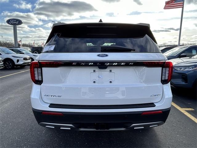 new 2025 Ford Explorer car