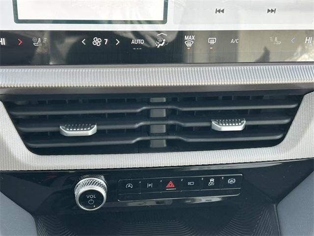 new 2025 Ford Explorer car
