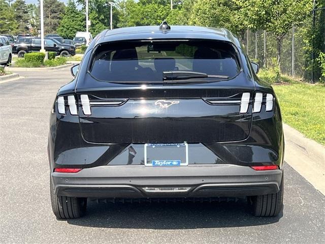 new 2025 Ford Mustang Mach-E car