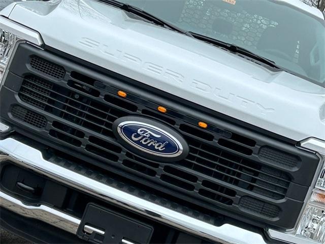 new 2023 Ford F-350 car, priced at $50,126