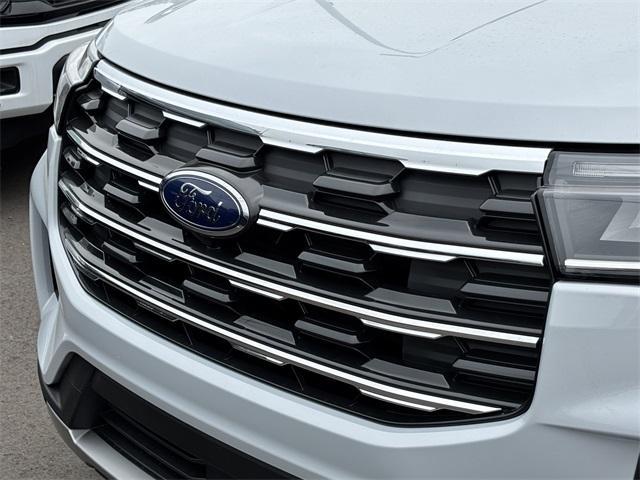 new 2025 Ford Explorer car