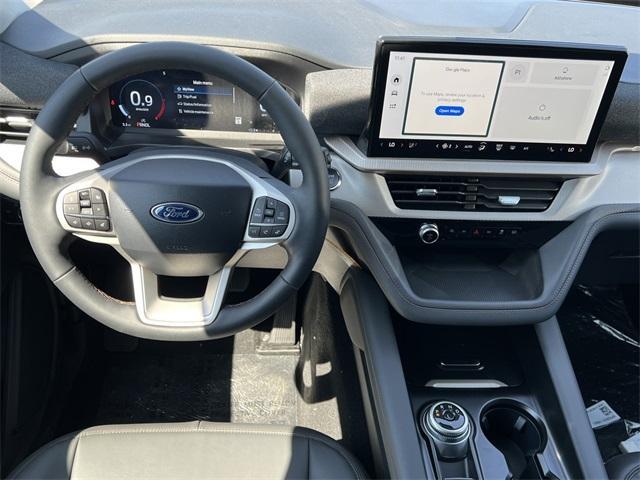 new 2025 Ford Explorer car