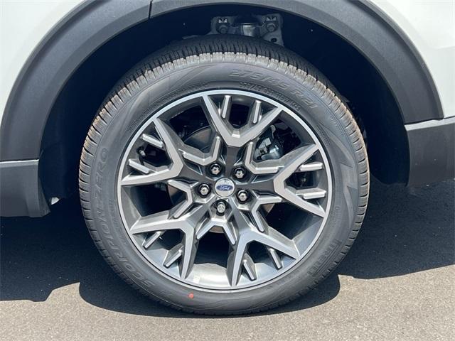 new 2025 Ford Explorer car