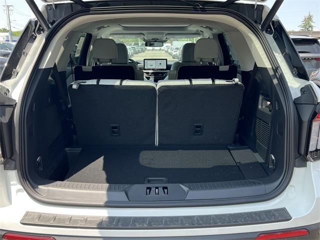 new 2025 Ford Explorer car