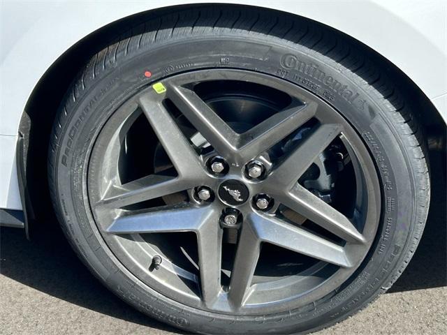 new 2025 Ford Mustang car
