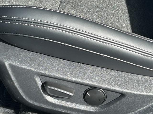 new 2025 Ford Mustang car