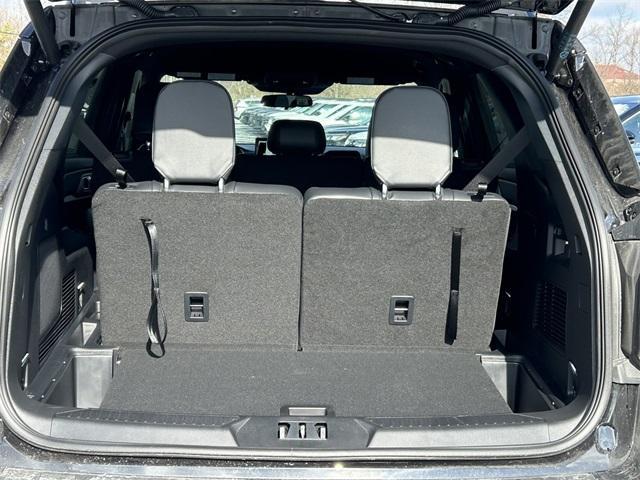 new 2025 Ford Explorer car