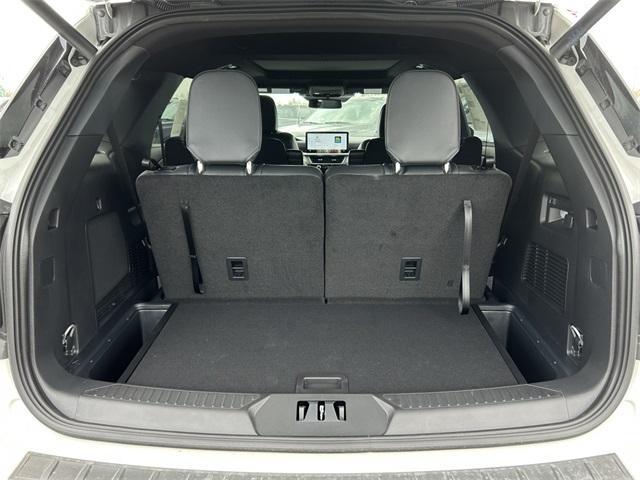 new 2025 Ford Explorer car