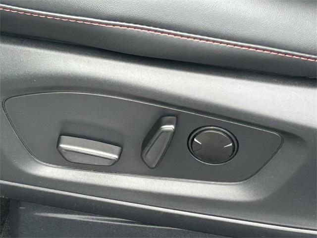 new 2025 Ford Explorer car