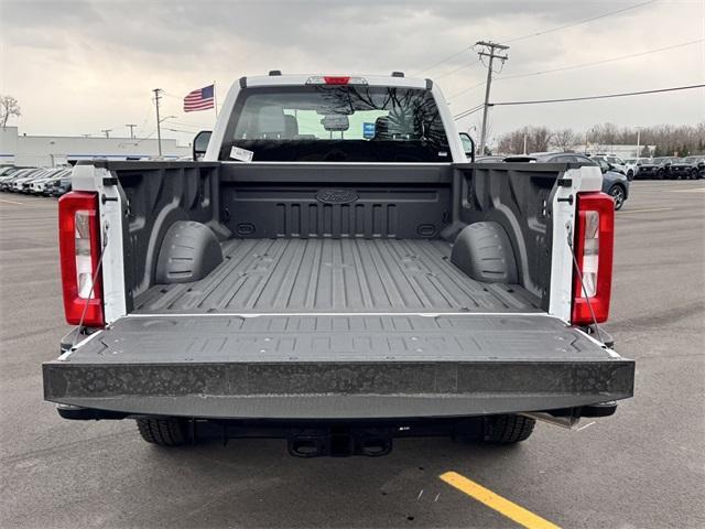 new 2025 Ford F-250 car