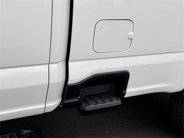 new 2025 Ford F-250 car