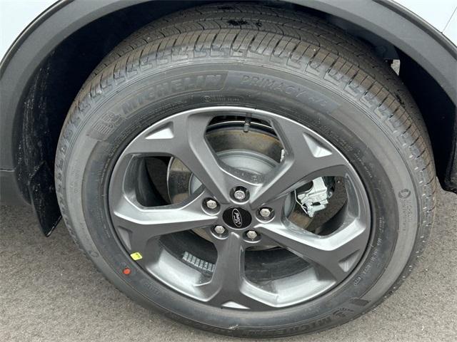 new 2025 Ford Escape car
