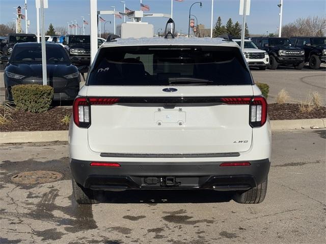 new 2025 Ford Explorer car
