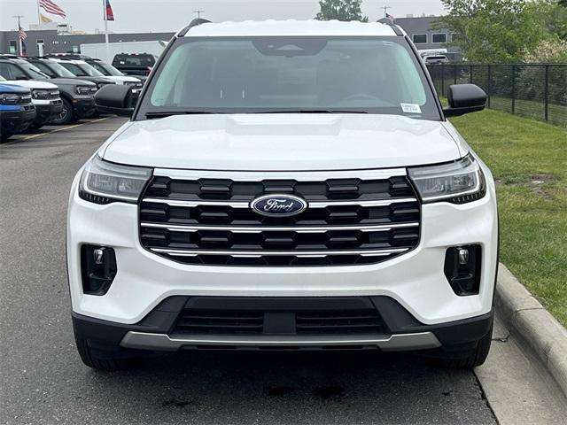 new 2025 Ford Explorer car