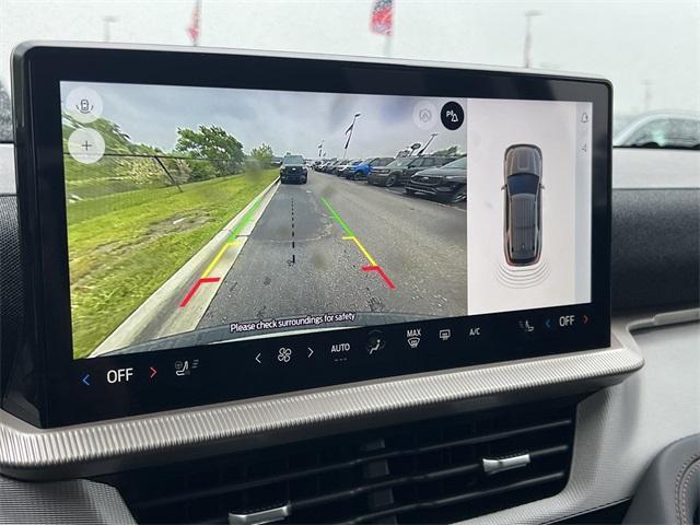 new 2025 Ford Explorer car