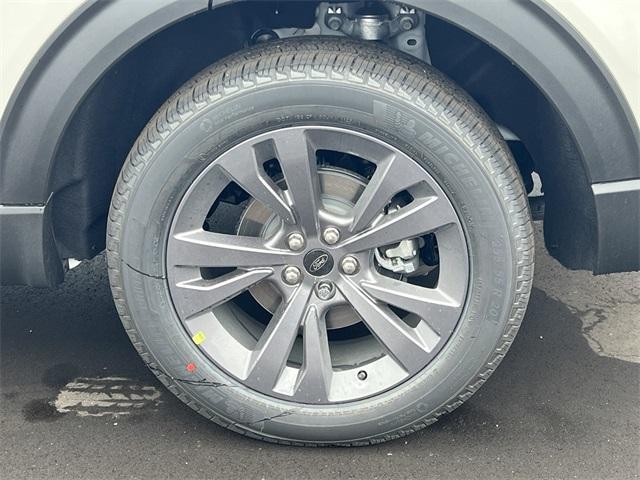 new 2025 Ford Explorer car