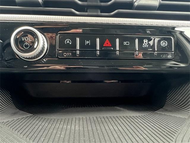 new 2025 Ford Explorer car