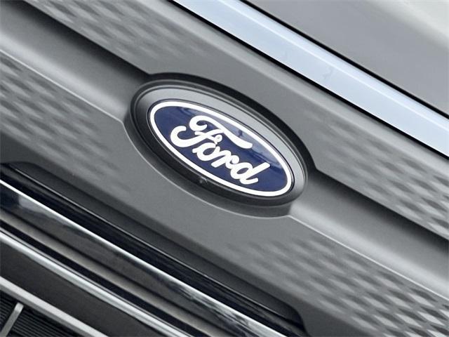 new 2025 Ford F-150 Lightning car