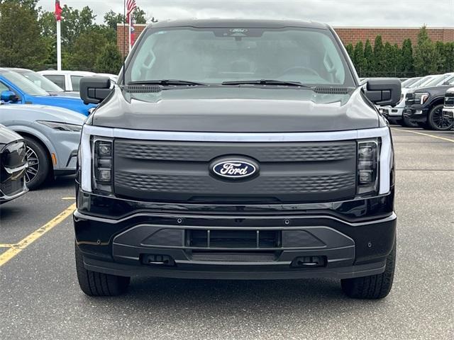 new 2025 Ford F-150 Lightning car