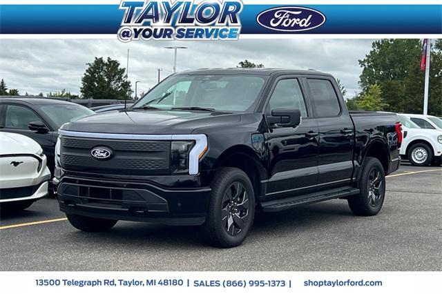 new 2025 Ford F-150 Lightning car