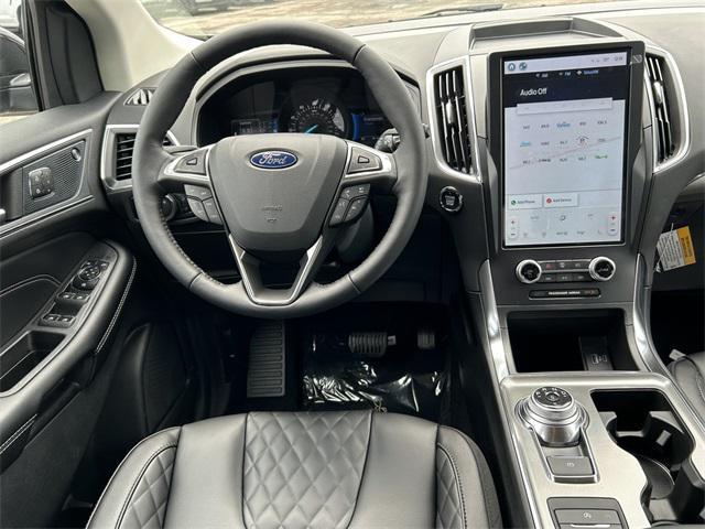 new 2024 Ford Edge car, priced at $42,282