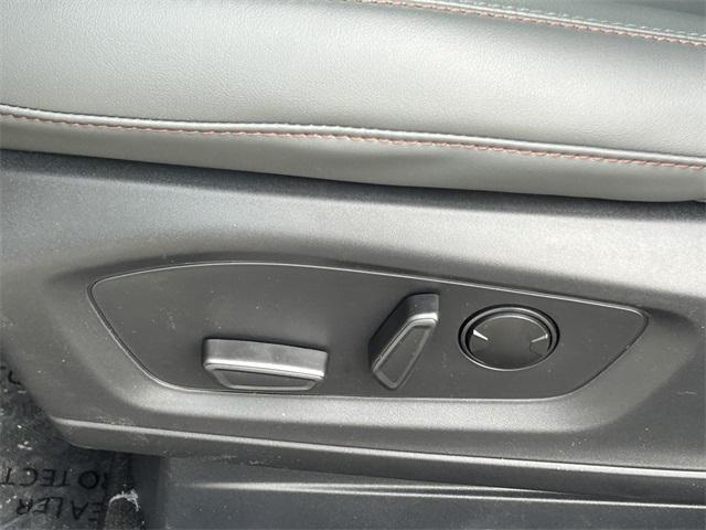 new 2025 Ford Explorer car