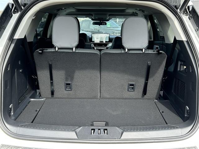 new 2025 Ford Explorer car