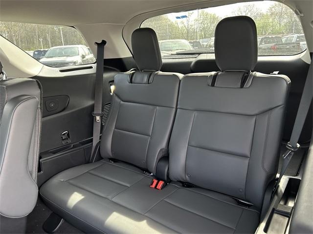 new 2025 Ford Explorer car