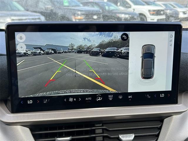 new 2025 Ford Explorer car