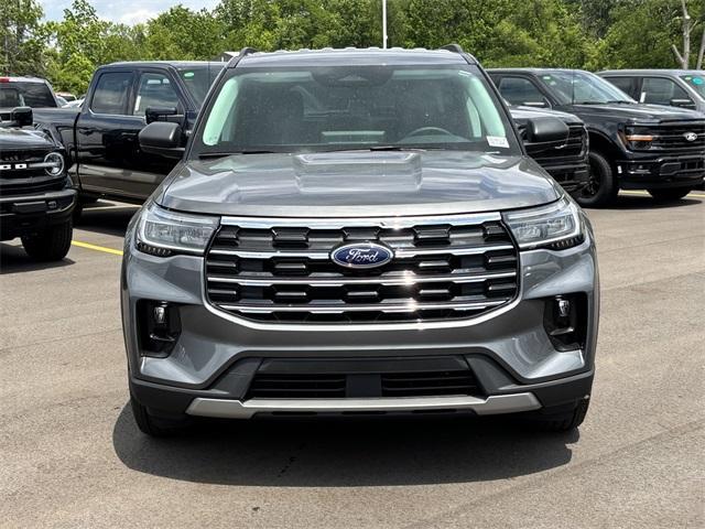new 2025 Ford Explorer car