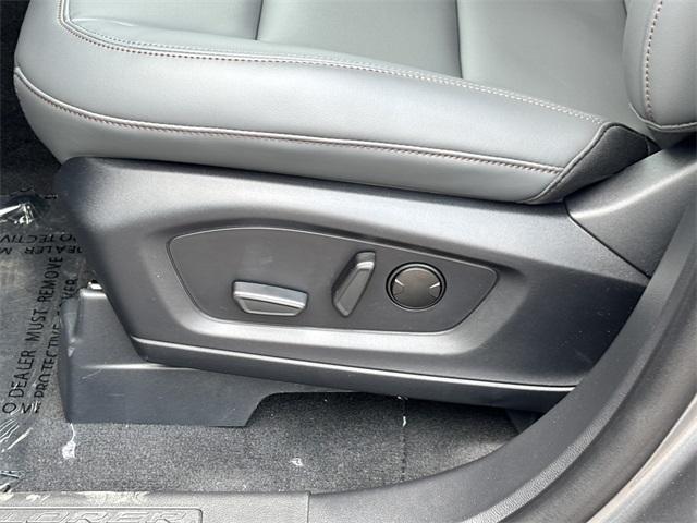 new 2025 Ford Explorer car