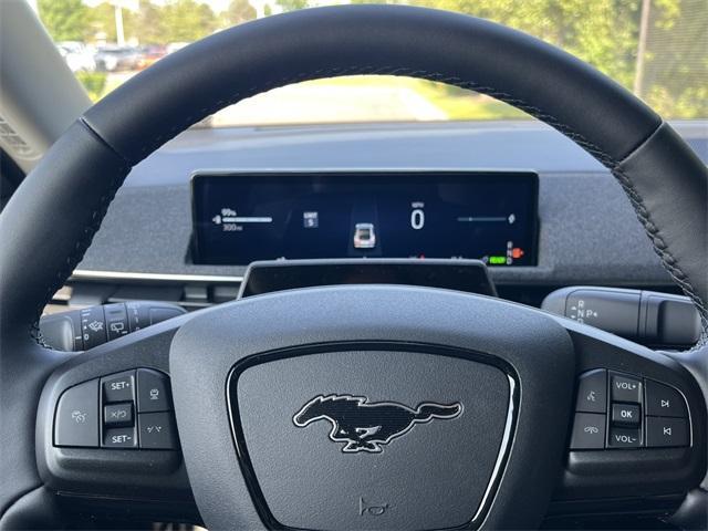 new 2025 Ford Mustang Mach-E car