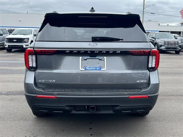 new 2025 Ford Explorer car