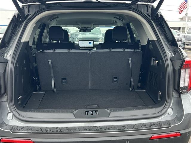 new 2025 Ford Explorer car
