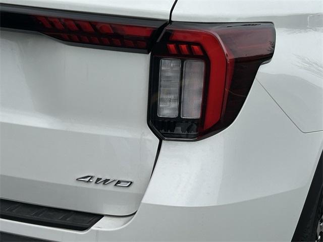 new 2025 Ford Explorer car