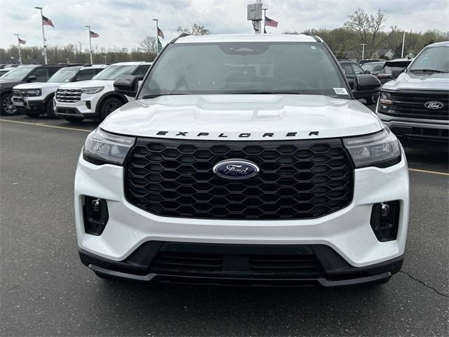 new 2025 Ford Explorer car