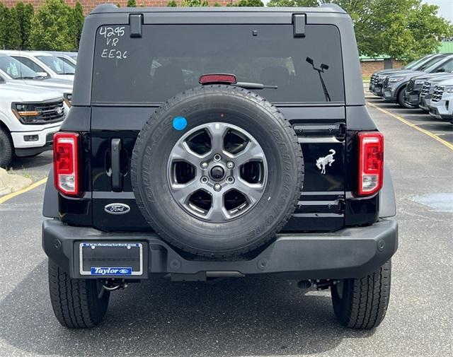 new 2025 Ford Bronco car