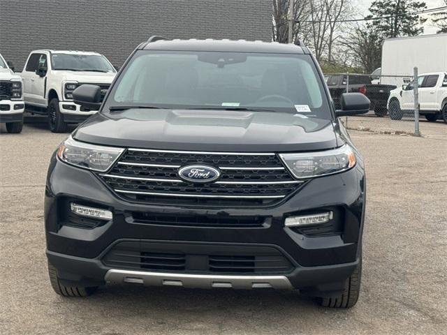 new 2024 Ford Explorer car, priced at $41,203