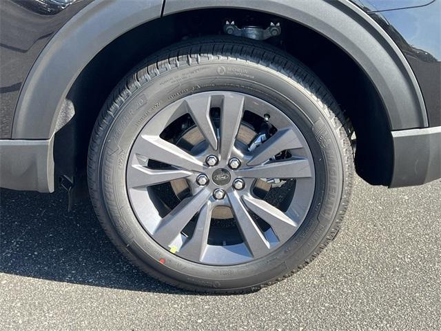new 2025 Ford Explorer car