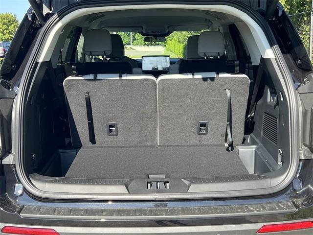 new 2025 Ford Explorer car