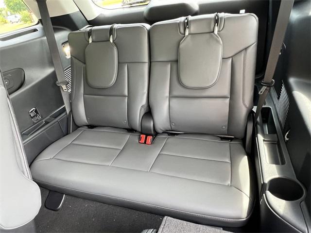 new 2025 Ford Explorer car