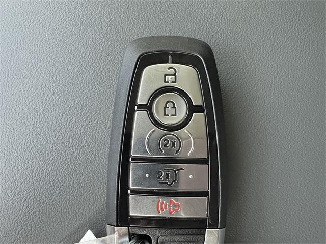 new 2025 Ford Explorer car