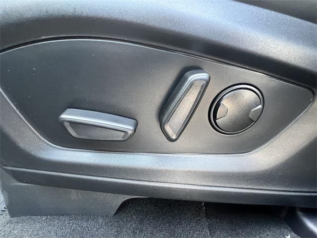 new 2025 Ford Explorer car