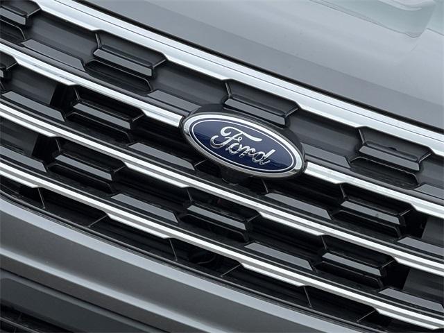 new 2025 Ford Explorer car