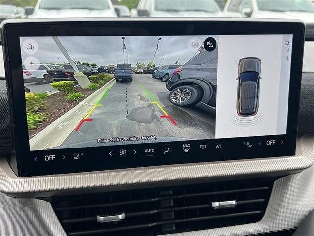 new 2025 Ford Explorer car
